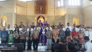Uskup Agung Kupang Lantik Dewan Pastoral Kuasi Paroki St.Petrus Manulai