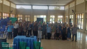 KOMDA Lansia NTT Bersama Bank Indonesia dan PT Kalbe Farma Gelar Edukasi Persiapan Menuju Lansia SMART di Paroki St. Yoseph Naikoten.